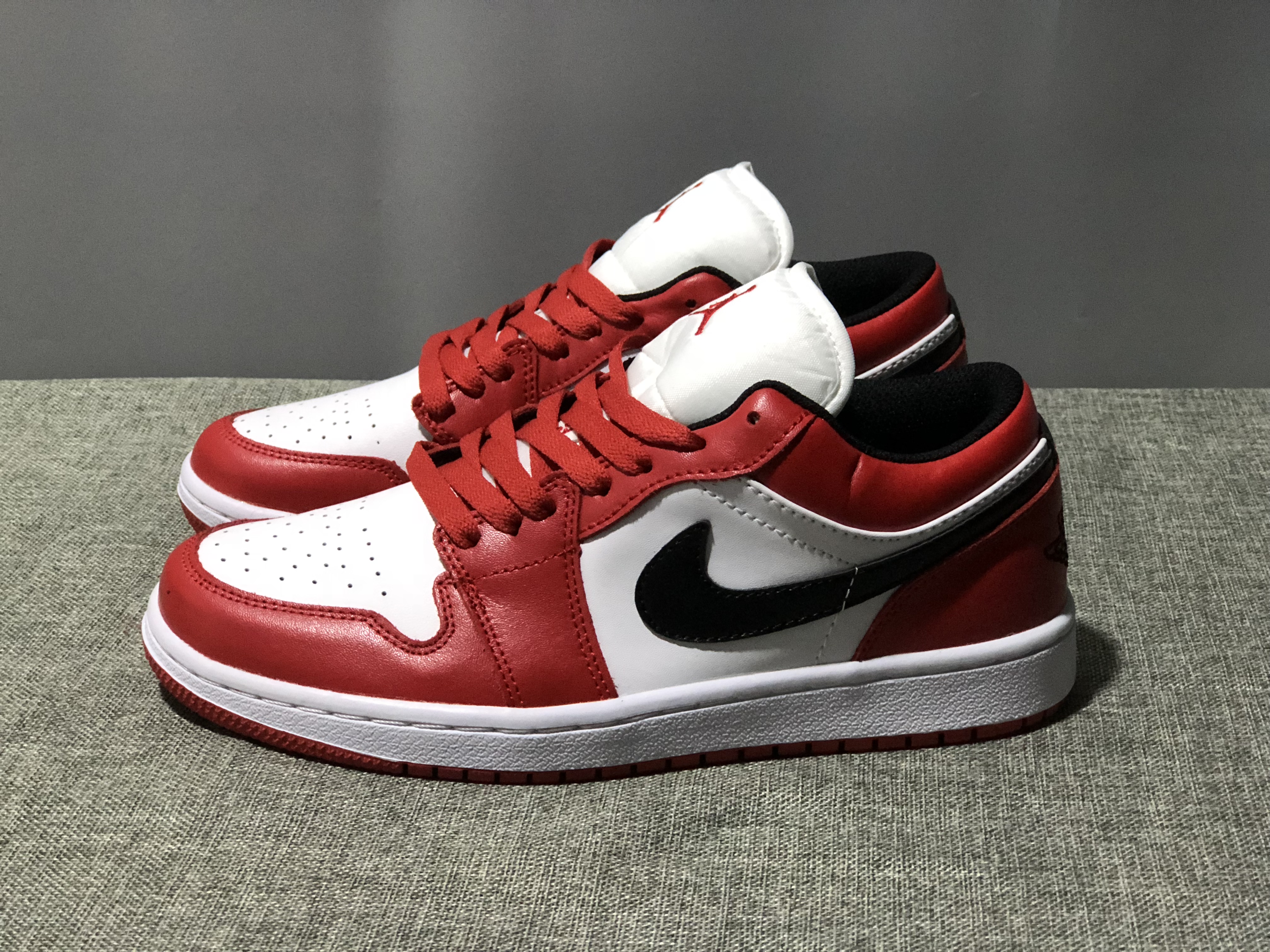 Air Jordan 1 Low Chicago Red Women Shoes